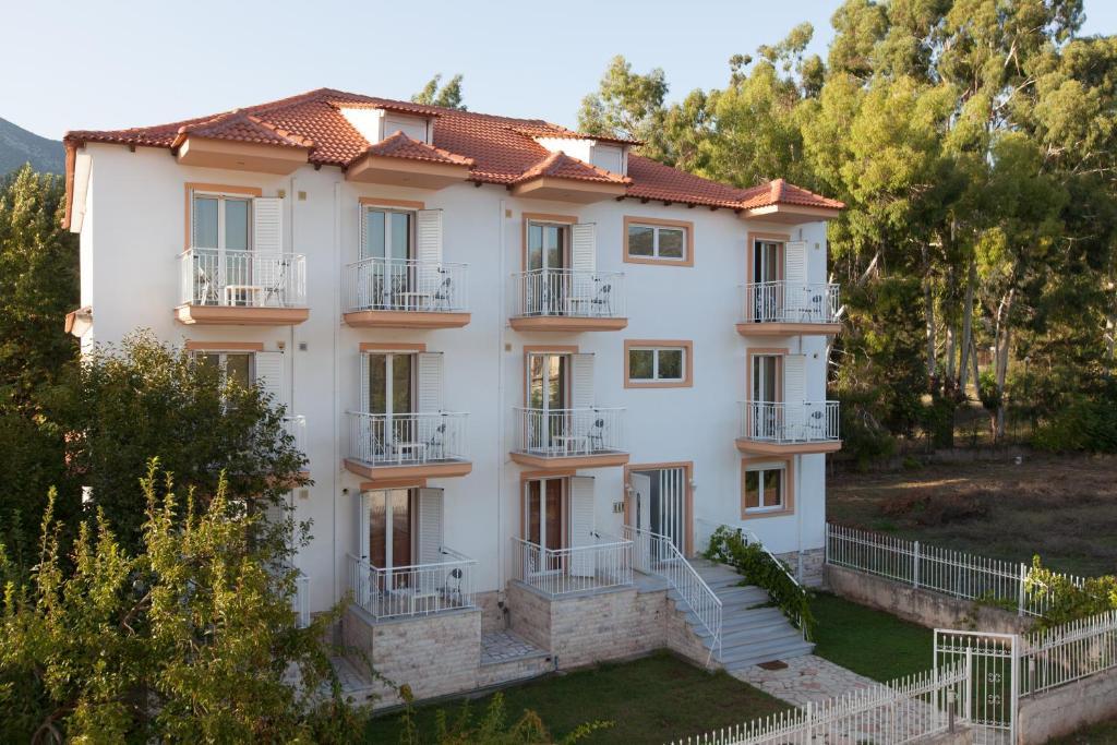 Elatos Apartments Kleitoria Esterno foto